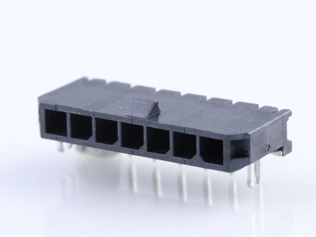43650-0704 Micro-Fit 3.0 Right-Angle Header, Single Row, 7 Circuits, with PCB Press-fit Metal Retention Clip, Gold