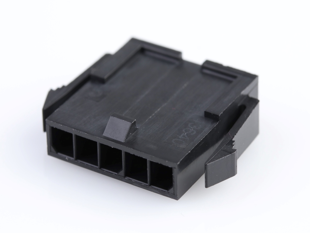 43640-0500 Micro-Fit 3.0 Plug Housing, Single Row, 5 Circuits, Panel Mount Ears, Low-Halogen