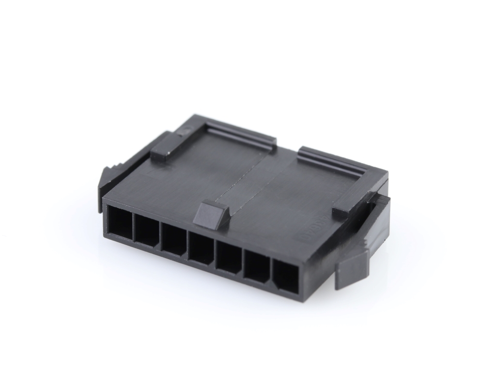 43640-0700 Micro-Fit 3.0 Plug Housing, Single Row, 7 Circuits, Panel Mount Ears, Low-Halogen