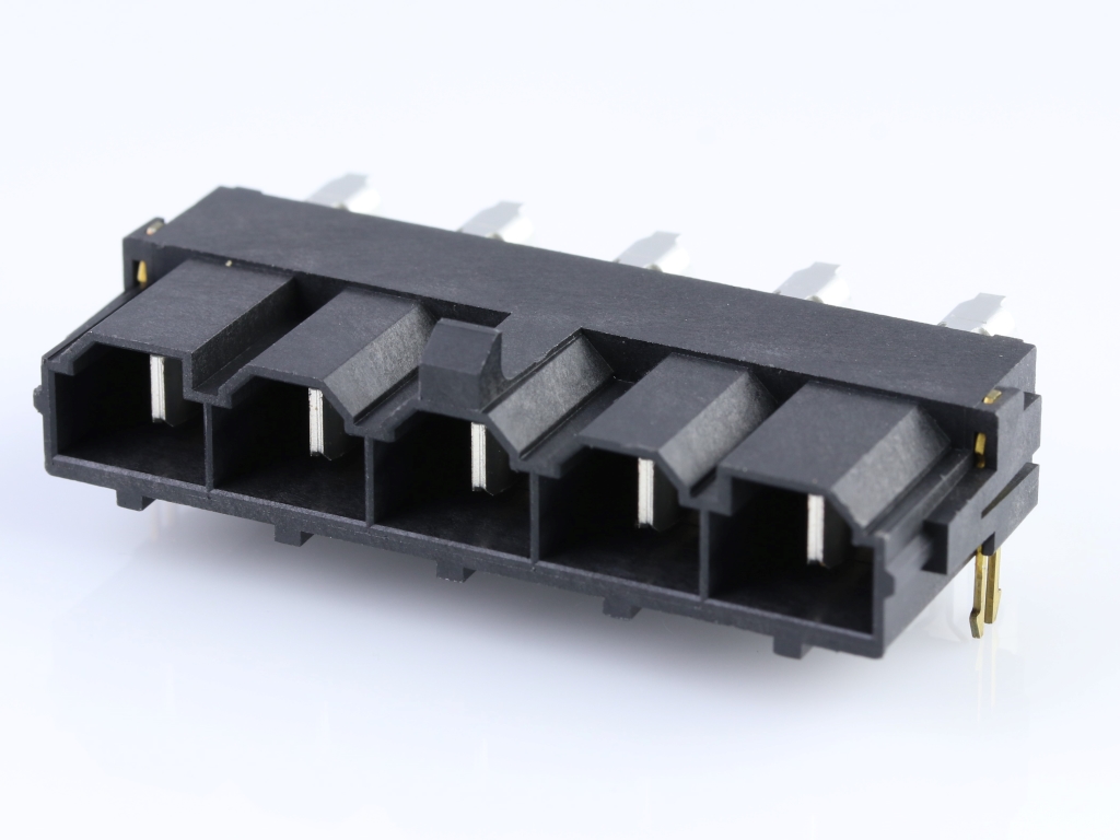 42820-5213 Mini-Fit Sr. Header, Single Row, Right-Angle, 1.57mm PCB Thickness, 0.76µm Gold (Au) Selective Plating, 5 Circuits