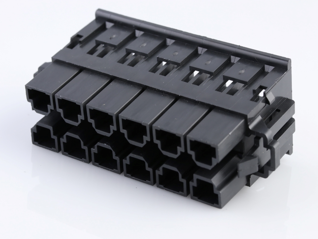 43914-1104 Mini-Fit Sr. Receptacle Housing, Dual Row, 12 Circuits