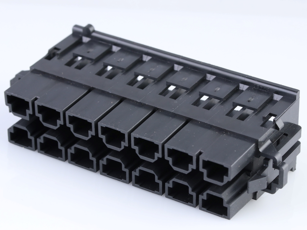 43914-1105 Mini-Fit Sr. Receptacle Housing, Dual Row, 14 Circuits